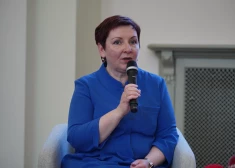 Iveta Derkusova kļuvusi par Latvijas Nacionālā mākslas muzeja direktori