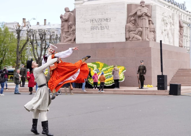 Brīvības svētku ceļvedis visai Latvijai. 1. - 4. maijs: koncerti, pārgājieni, balles un daudz kas cits