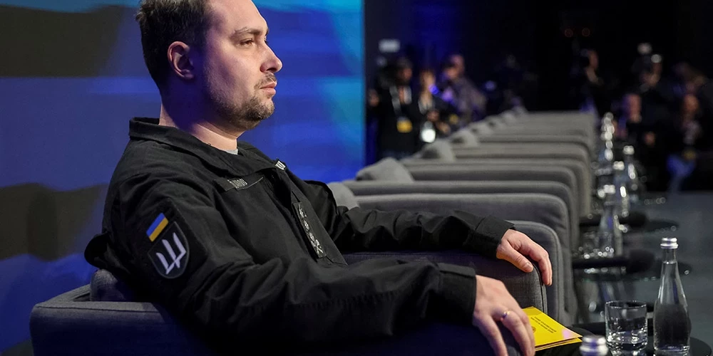 Budanovs uzsvēra, ka neviens Ukrainā neatzīs "pat milimetra Ukrainas teritorijas" zaudēšanu. 