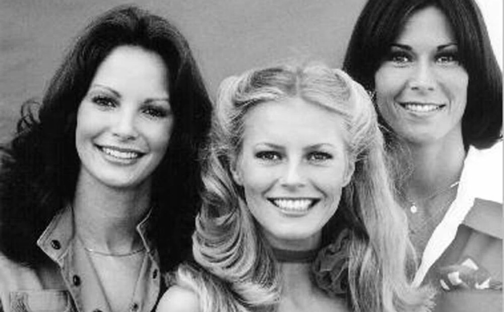 FOTO: “Čārlija eņģeļi” atkal pēc piecām desmitgadēm kopā - daudziem grūti aktrises atpazīt