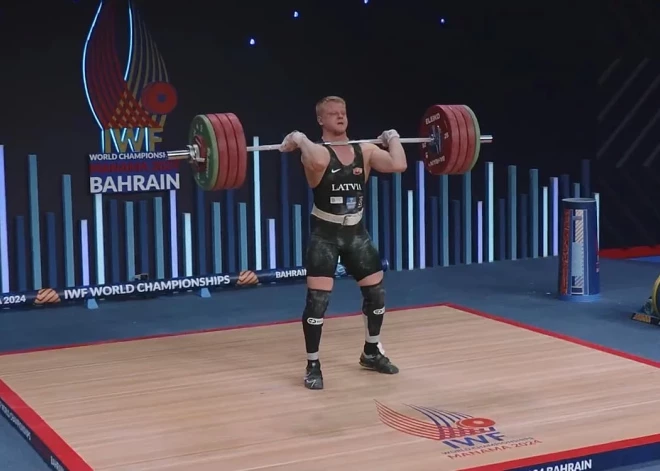 Artūrs Vasiļonoks iekļūst labāko desmitniekā Eiropas čempionātā svarcelšanā