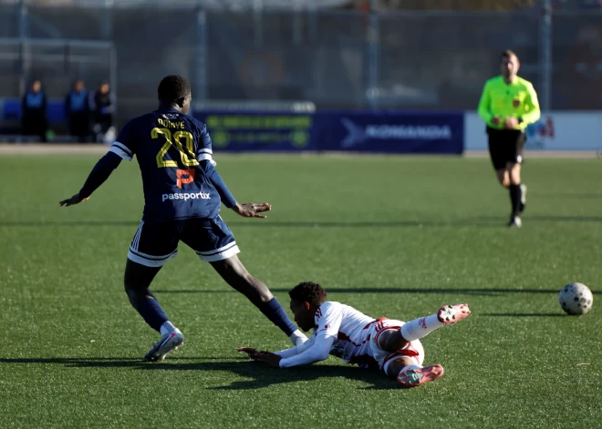 "Liepājas" futbolisti pieveic "Super Novu", tai sagādājot trešo zaudējumu pēc kārtas