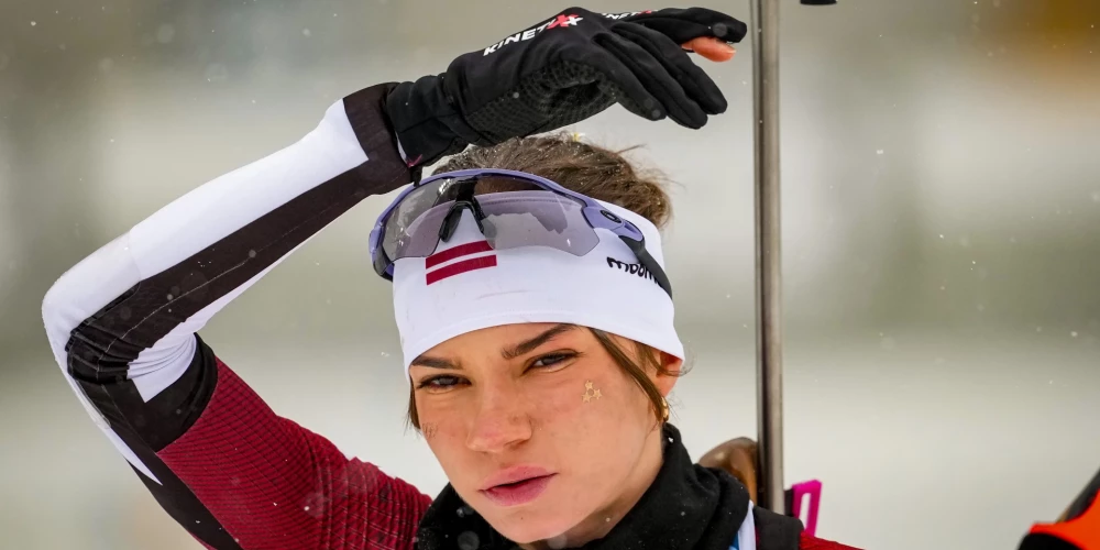 Latvijas biatloniste Estere Volfa biatlona sacensībās 12,5 kilometru distancē ar kopēju startu sievietēm 2026. gada Milānas un Kortīnas ziemas olimpiskajās spēlēs Itālijā.