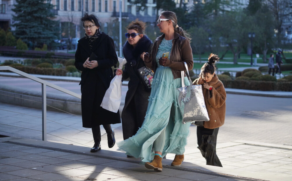 Mākslas cienītāji dodas uz baleta koncertizrādes 