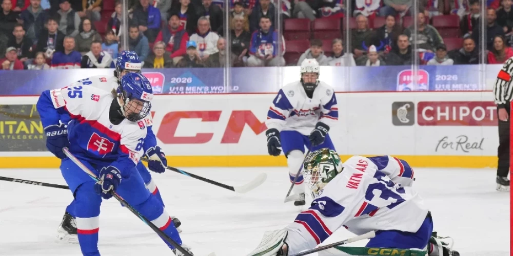 Slovākijas U-18 izlase dominēja pār Norvēģijas vienaudžiem (foto: IIHF)