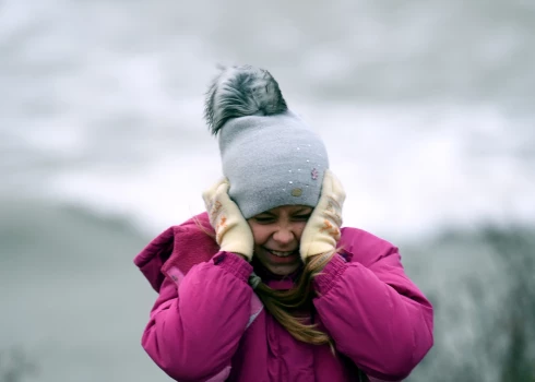 Gaidāmas brāzmas līdz 9-14 metriem sekundē.