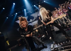 Rokkoncertā "Kaza kāpa debesīs" savāc 15 tūkstošus eiro Jura Kulakova piemiņas vietas izveidei. FOTOGALERIJA