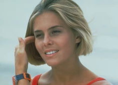 FOTO: “Pludmales patruļas” zvaigzne Nikola Egerta atklāti parāda vēža ārstēšanas atstātās rētas