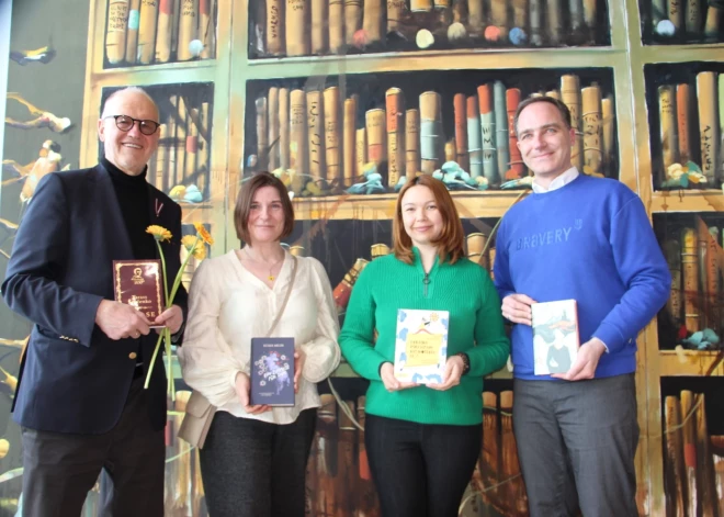 Latvijas Nacionālajā bibliotēkā 23. aprīlī tika atzīmēta Pasaules grāmatu un autortiesību diena, akcentējot Ukrainas kultūras mantojuma un literatūras mijiedarbību ar Latvijas kultūru un sabiedrības noskaņojumu. (Foto: publicitātes)