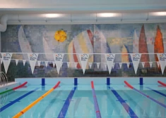 ФОТО: в центре Риги открыли школу после масштабной реновации - спортзал и бассейны изменились до неузнаваемости