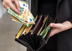 Latvijas parāds aug — vai par to jāsāk uztraukties?