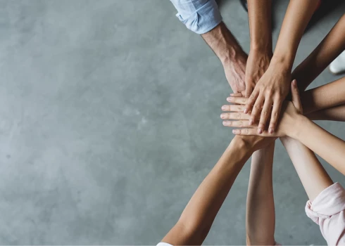 Stratēģijas mērķis ir, lai jaunieši būtu sadzirdēti, iesaistīti un atbalstīti.