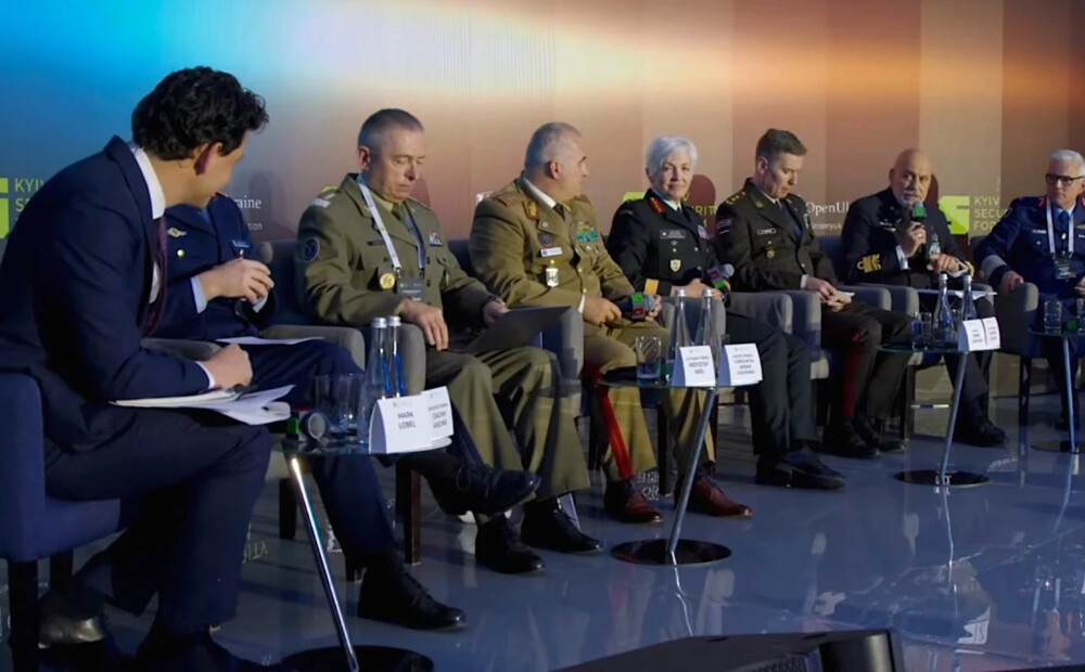 Ukraina paudusi gatavību palīdzēt veidot Baltijas aizsardzības līniju