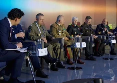 Ukraina paudusi gatavību palīdzēt veidot Baltijas aizsardzības līniju