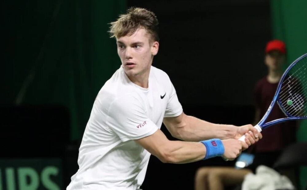 Štrombahs piedzīvo zaudējumu 