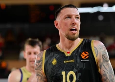 "Monaco" basketbolisti sagrauj "Barcelona" cerības par Eirolīgas ceturtdaļfinālu