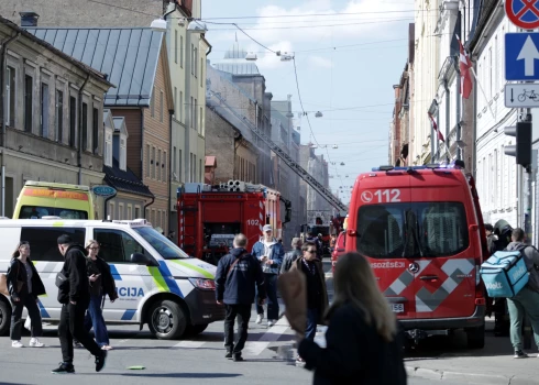 В Латвии готовят меры на случай, если подорожание топлива начнет бить по важным службам.