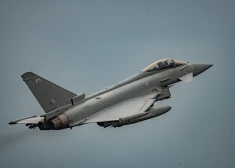 Krievijas uzbrukuma laikā Ukrainā dronu atlūzas nokritušas Rumānijā, radot postījumus