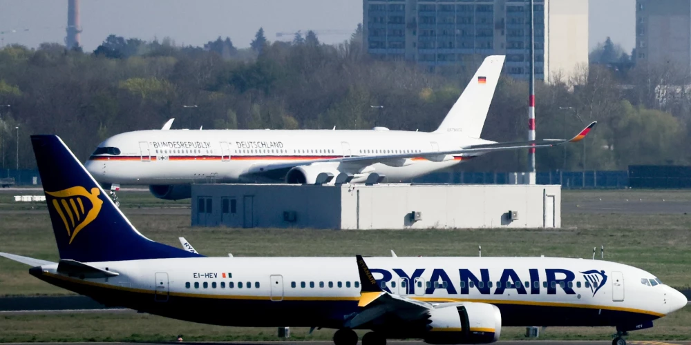 "Ryanair" lēmusi slēgt savu bāzi Berlīnes starptautiskajā lidostā.
