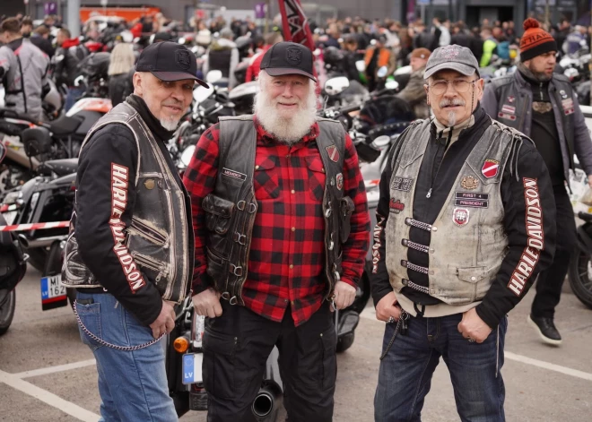 Motosezonas atklāšanas pasākums Rīgā.