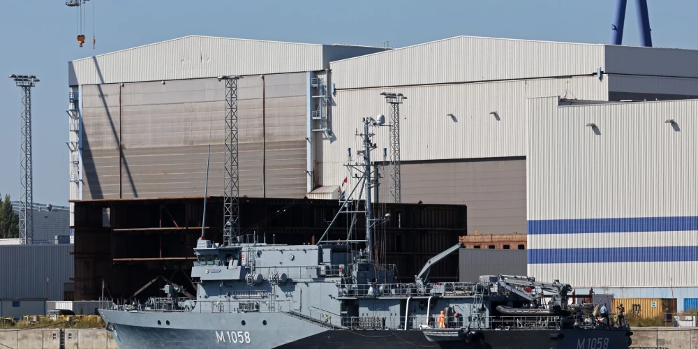 Mīnu meklētāju "Fulda" nosūtīs iespējamai misijai Hormuzā.