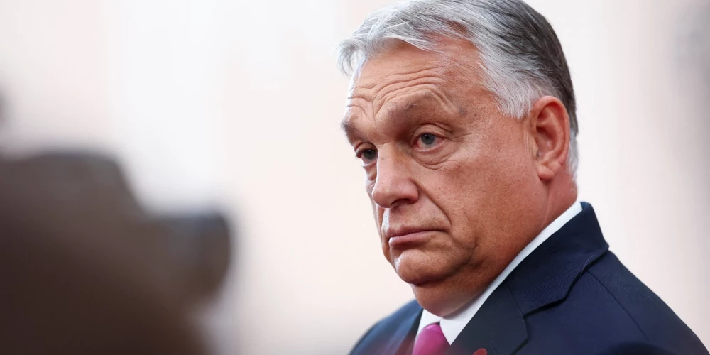 Viktors Orbāns cieta smagu sakāvi vēlēšanās, kas pielika punktu viņa 16 gadu ilgajai valdīšanai Ungārijā.