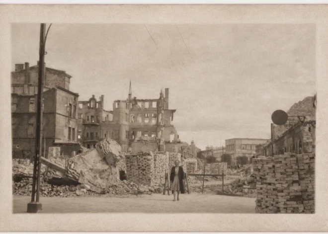 Graudu iela Liepājā 1941. gada jūnijā (no Ivara Ķupja arhīva).