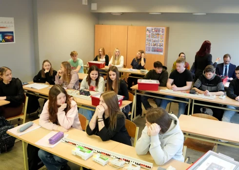 В Латвии выберут 20 школ, которые первыми станут лидерами искусственного интеллекта.