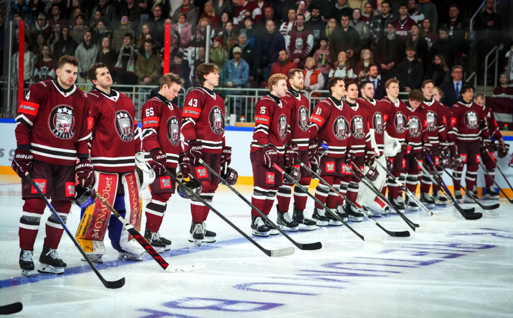 No Latvijas hokeja izlases treniņnometnes šķiras divi uzbrucēji, veidojoties gala sastāvam pirms pasaules čempionāta