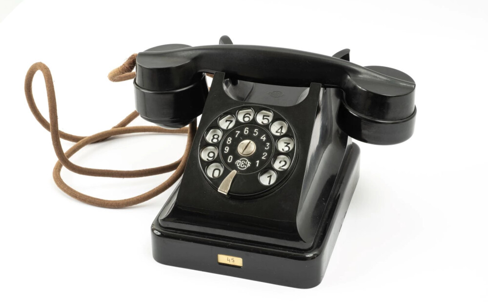 Unikālas vēstures liecības: karš Ogrē un Liepājā, aizmirstie telefoni, Daugavpils tramvajs: izstāžu ceļvedis