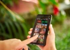 Жителей Латвии предупредили - распространение в интернете этого вида материалов теперь карается уголовной статьей