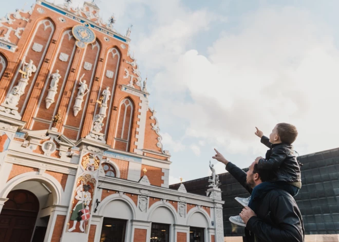 Melngalvju nama dāvana valsts svētkos - apmeklējums par puscenu