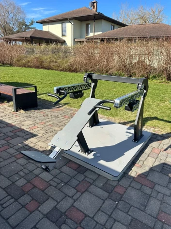 Aprīkojums darbojas testa režīmā, lai izvērtētu interesi un pieprasījumu pēc šāda veida āra sporta infrastruktūras.