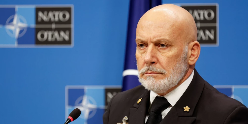 NATO Militārās komitejas priekšsēdētājs admirālis Džuzepe Kavo Dragone skaidri brīdina: Kremlis var tiekties pēc teritorijām, ko kontrolēja pirms PSRS sabrukuma.