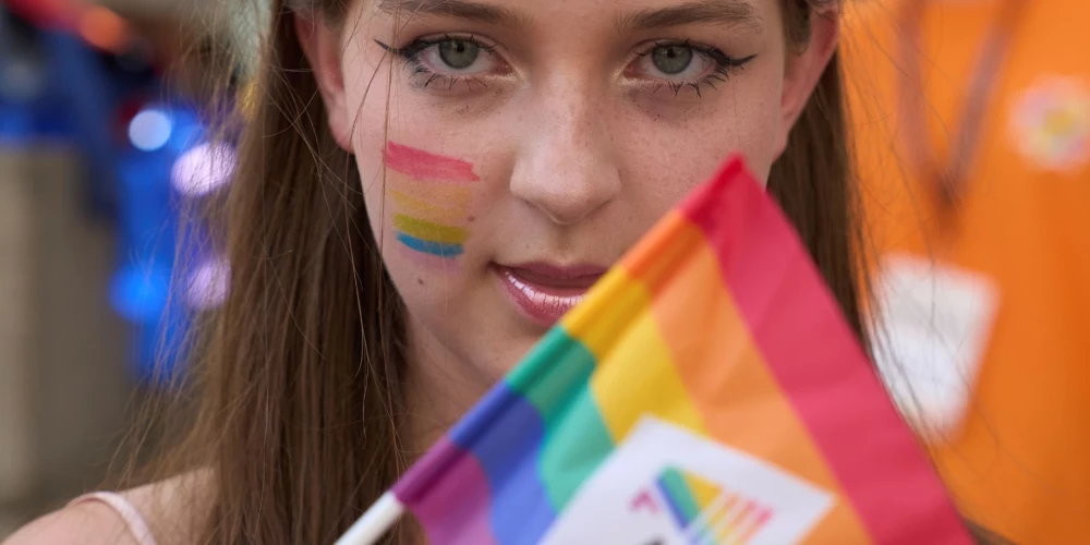 Krievijas tiesa aizliedz vadošo LGBTQ tiesību organizāciju.