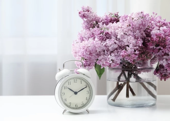 Vai pulksteņu grozīšanai beidzot pienāks gals? Baltijas valstis gatavojas svarīgai diskusijai 