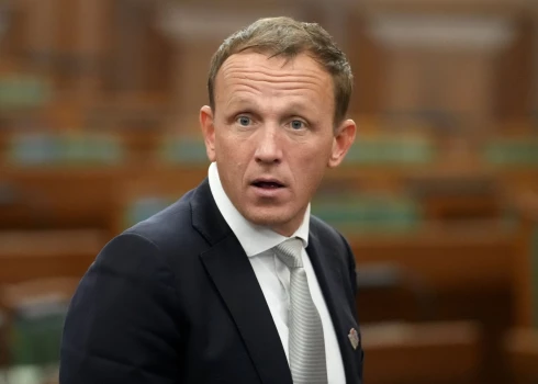 Кристап Криштопанс задекларировал более полумиллиона евро долгов при парламентской зарплате в 66 тысяч.