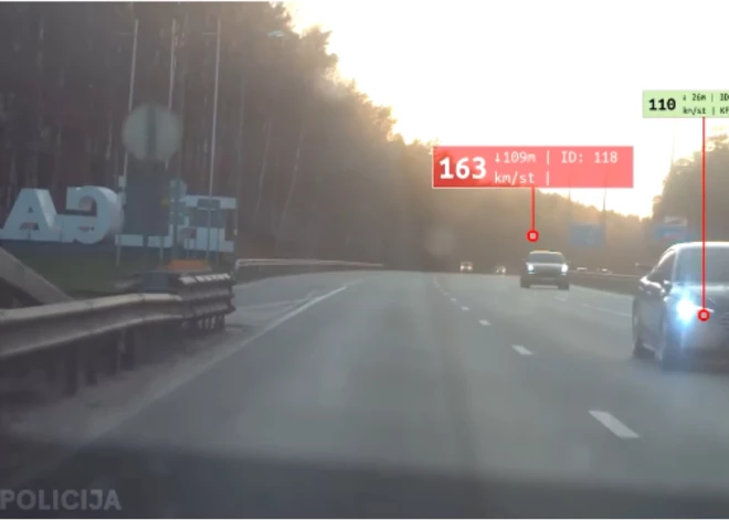 Policija "aplauž spārnus" ātruma cienītājiem: "Tesla" un "Porsche" šoferiem atņemtas tiesības. VIDEO