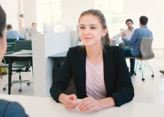 Почему молодежь в Латвии не может найти работу - и дело не только в опыте