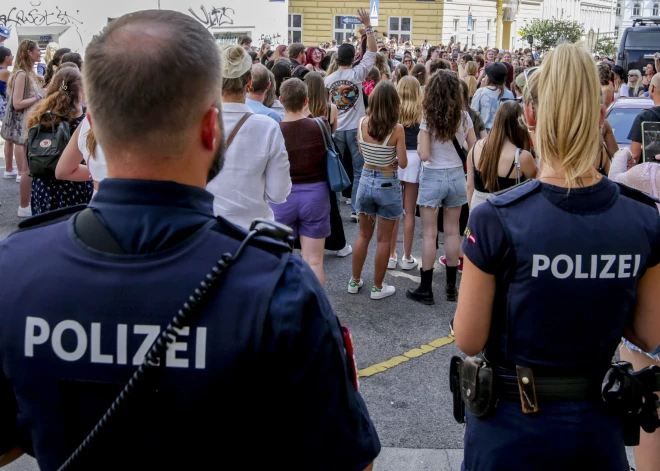 Austrijā sākas tiesa lietā par terorakta plānošanu Sviftas koncertā