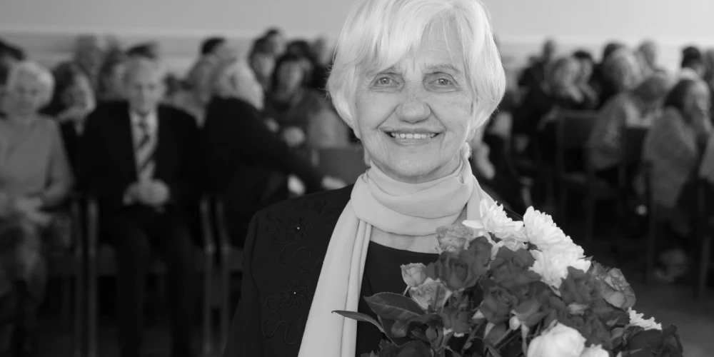 Mūžībā aizsaukta Latvijas Universitātes kādreizējās Svešvalodu fakultātes ilggadēja docētāja, filoloģijas doktore, fonētiķe Valentīna Gurtaja. 