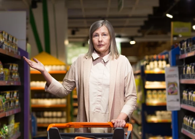 Латвийским потребителям рассказали, когда в магазинах начнут дорожать продукты из-за войны в Иране