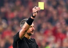 Šovasar Pasaules kausā varētu mainīties ierastie dzelteno kartīšu noteikumi