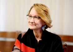 Доходы министра образования Даце Мелбарде за год превысили 110 000 евро