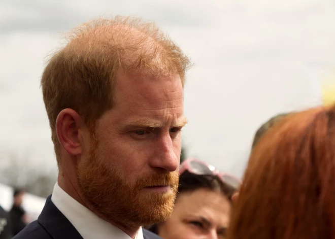 Princis Harijs atkal uzmanības centrā — viņa vizīte Ukrainā var saasināt spriedzi ar karalisko ģimeni