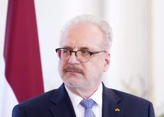 Eksprezidents Levits stāsta par Baltijas pieredzi koloniālisma kontekstā
