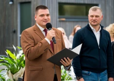 Rīgas kanālā sāk darboties jauna strūklaka, pavēsta Ratnieks