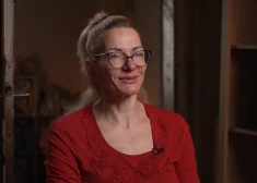 "Ģimene burkā" dalībniece Vendija Karalkina nāk klajā ar paziņojumu visiem, kuri uzskata, ka viņa tur vīru "zem tupeles"