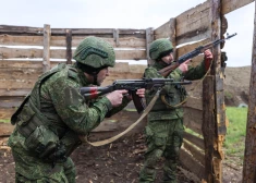Krievija plāno izmantot armiju, lai aizsargātu savus pilsoņus ārzemēs. Ko tas praksē nozīmēs Baltijai