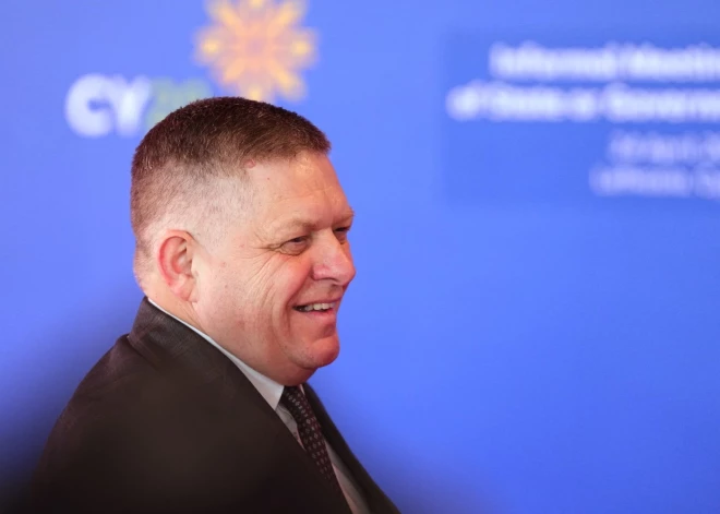 Kremlis apstiprina Fico dalību 9. maija militārajā parādē